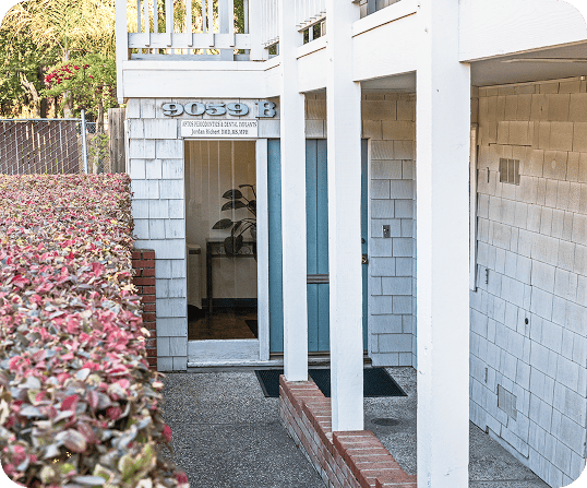 front door aptos periodontics and dental implants